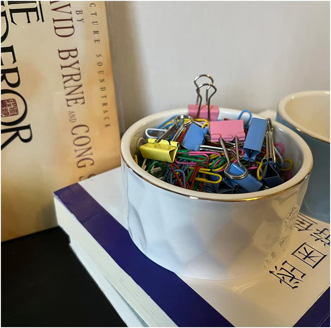 Ceramic Paper Clip Holder Ceramic Paper Clip Dispenser Organizer for Office Desk Binder Clip Holder (Pink)