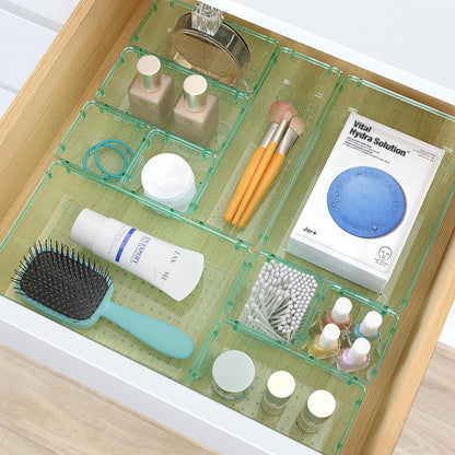 Clear Plastic Drawer Organizers Set, 4 Size Desk Drawer Organizer Trays for Makeup, Jewelry, Kitchen Utensils, Gadgets and Office Accessories