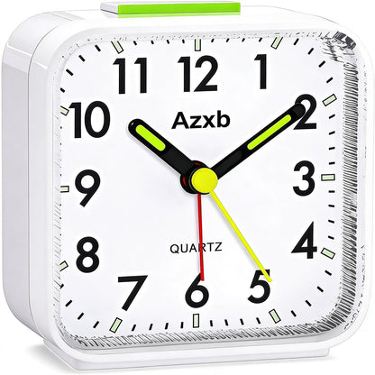 Analog Alarm Clock, Silent No Ticking Battery Operated Travel Alarm Clock with Night Light, Snooze, Loud Alarm, Luminous, Quiet Small Desk Clock for Bedrooms Deep Sleeper Adults Kids, Easy Set