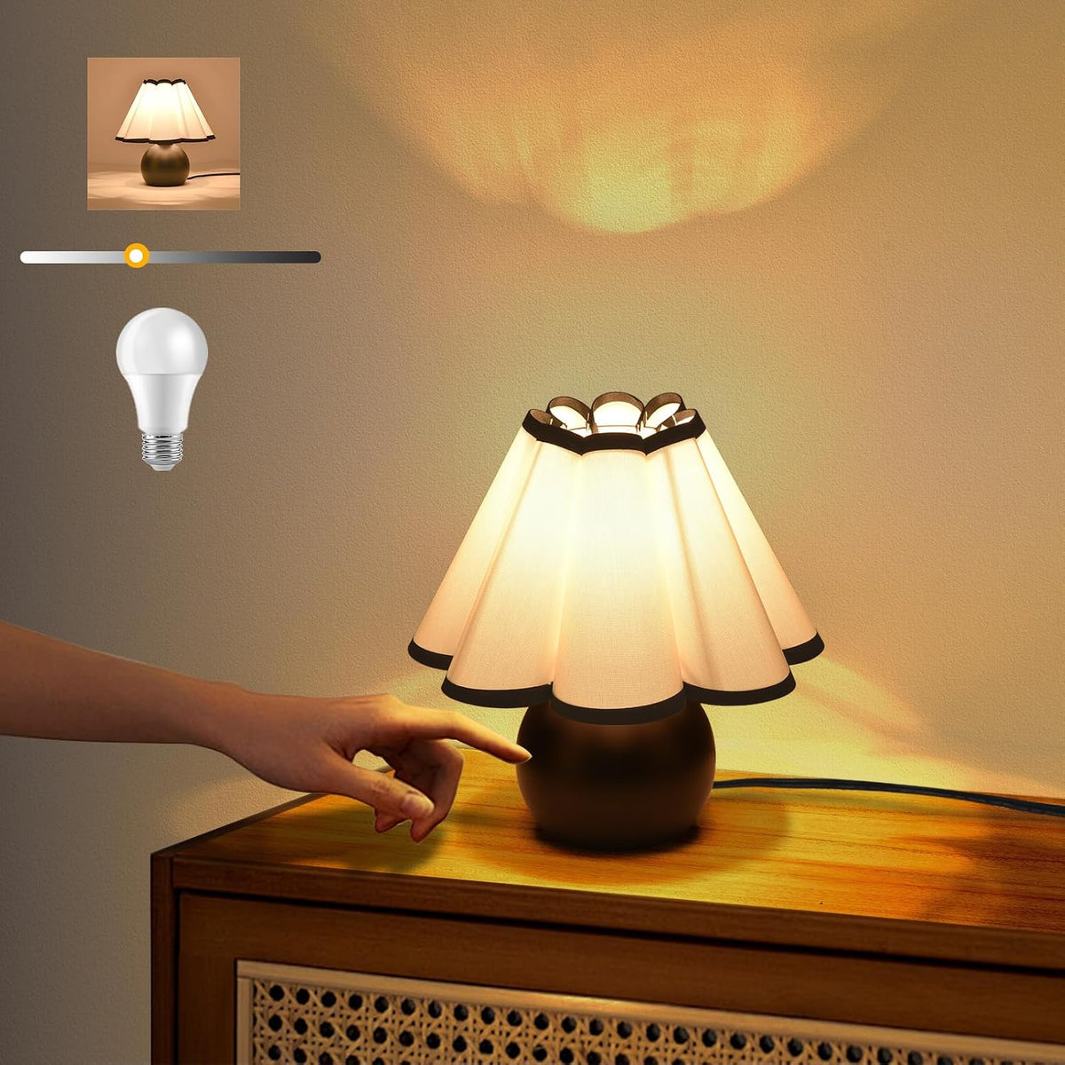Gold Small Bedside Table Lamp for Bedroom, Brass Gold Bedroom Lamps for Nightstand, Cute Mini Table Lamps for Small Spaces with Scalloped Shade for Kitchen Counter, Bookshelf, Living Room, Kids Dorm