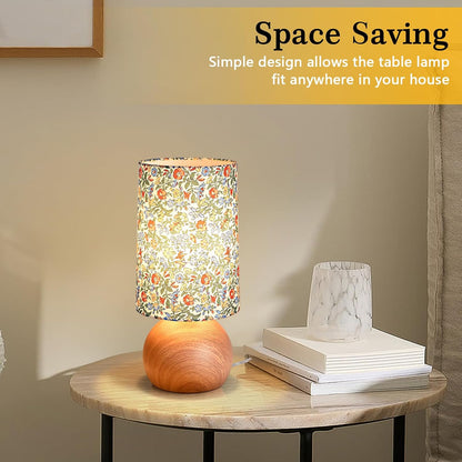 Gold Small Bedside Table Lamp for Bedroom, Brass Gold Bedroom Lamps for Nightstand, Cute Mini Table Lamps for Small Spaces with Scalloped Shade for Kitchen Counter, Bookshelf, Living Room, Kids Dorm