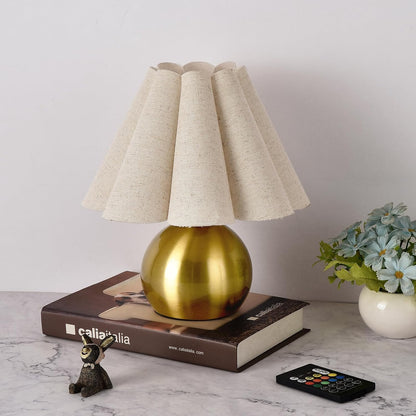 Gold Small Bedside Table Lamp for Bedroom, Brass Gold Bedroom Lamps for Nightstand, Cute Mini Table Lamps for Small Spaces with Scalloped Shade for Kitchen Counter, Bookshelf, Living Room, Kids Dorm