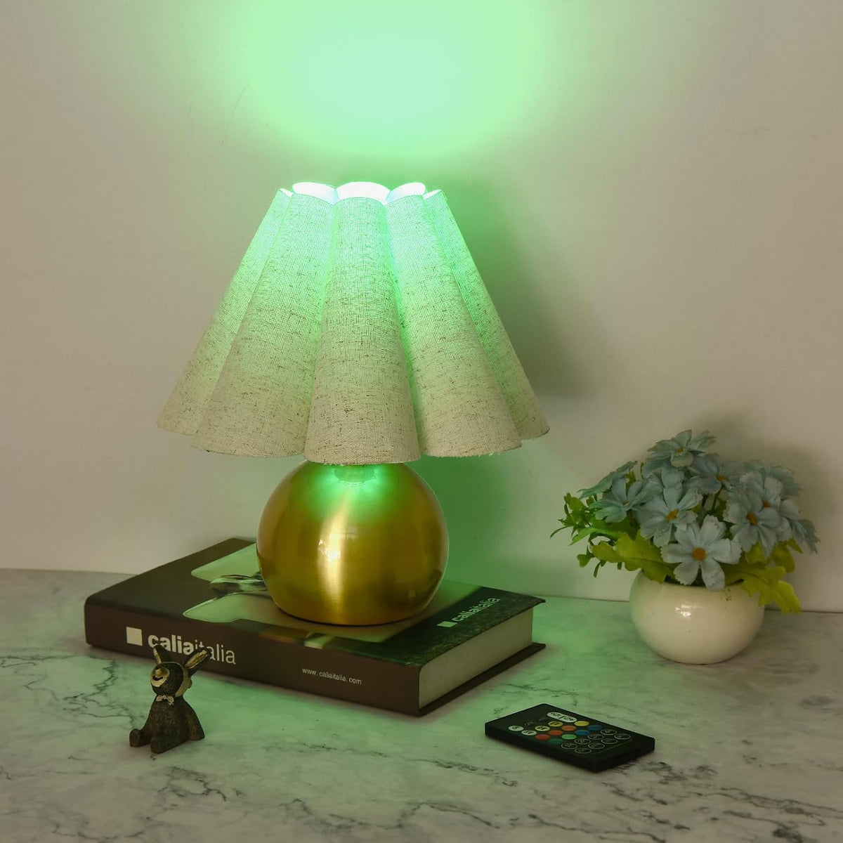 Gold Small Bedside Table Lamp for Bedroom, Brass Gold Bedroom Lamps for Nightstand, Cute Mini Table Lamps for Small Spaces with Scalloped Shade for Kitchen Counter, Bookshelf, Living Room, Kids Dorm