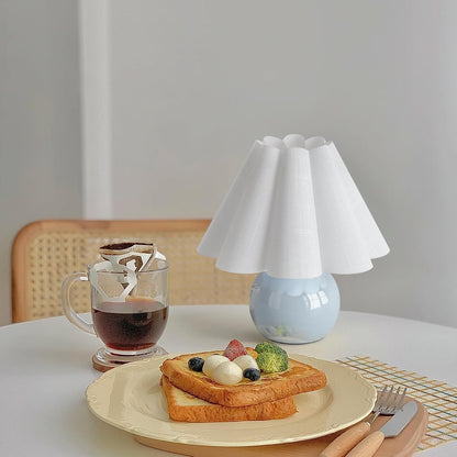 Gold Small Bedside Table Lamp for Bedroom, Brass Gold Bedroom Lamps for Nightstand, Cute Mini Table Lamps for Small Spaces with Scalloped Shade for Kitchen Counter, Bookshelf, Living Room, Kids Dorm