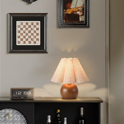Gold Small Bedside Table Lamp for Bedroom, Brass Gold Bedroom Lamps for Nightstand, Cute Mini Table Lamps for Small Spaces with Scalloped Shade for Kitchen Counter, Bookshelf, Living Room, Kids Dorm