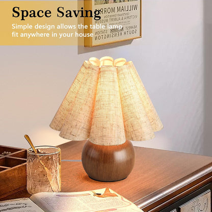 Gold Small Bedside Table Lamp for Bedroom, Brass Gold Bedroom Lamps for Nightstand, Cute Mini Table Lamps for Small Spaces with Scalloped Shade for Kitchen Counter, Bookshelf, Living Room, Kids Dorm