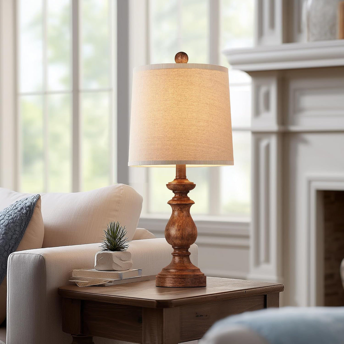 Traditional Table Lamp Set of 2, Rustic Farmhouse Table Lamps for Living Room Bedroom, 22" Bedside Desk Lamps Vintage Nightstand Lamps with Linen Shades, Wood Grain