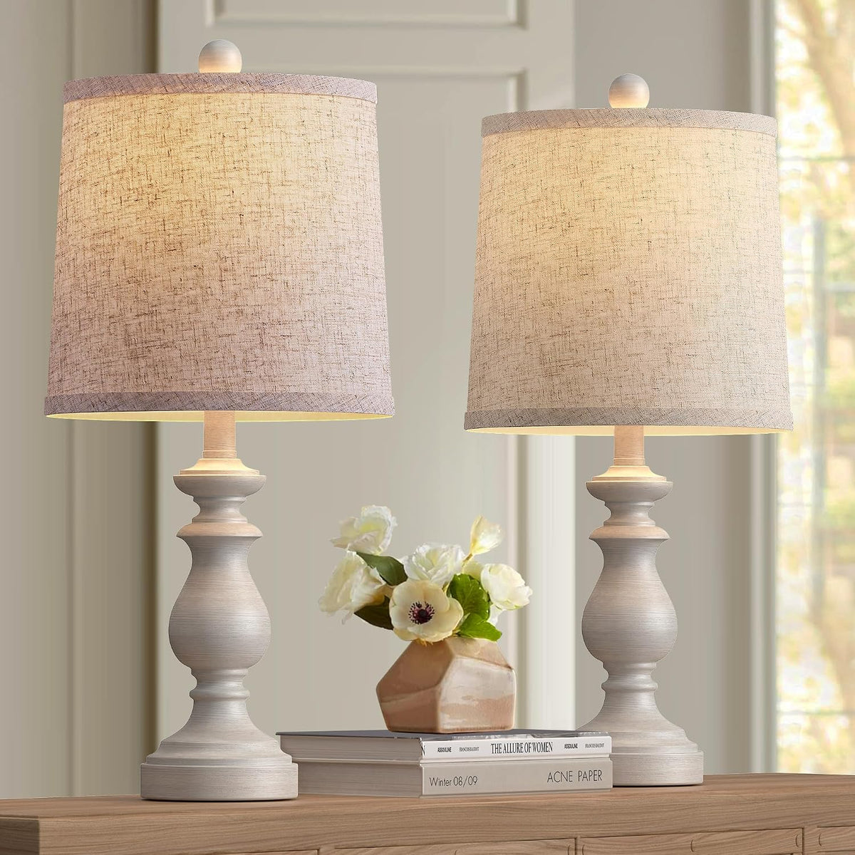 Traditional Table Lamp Set of 2, Rustic Farmhouse Table Lamps for Living Room Bedroom, 22" Bedside Desk Lamps Vintage Nightstand Lamps with Linen Shades, Wood Grain