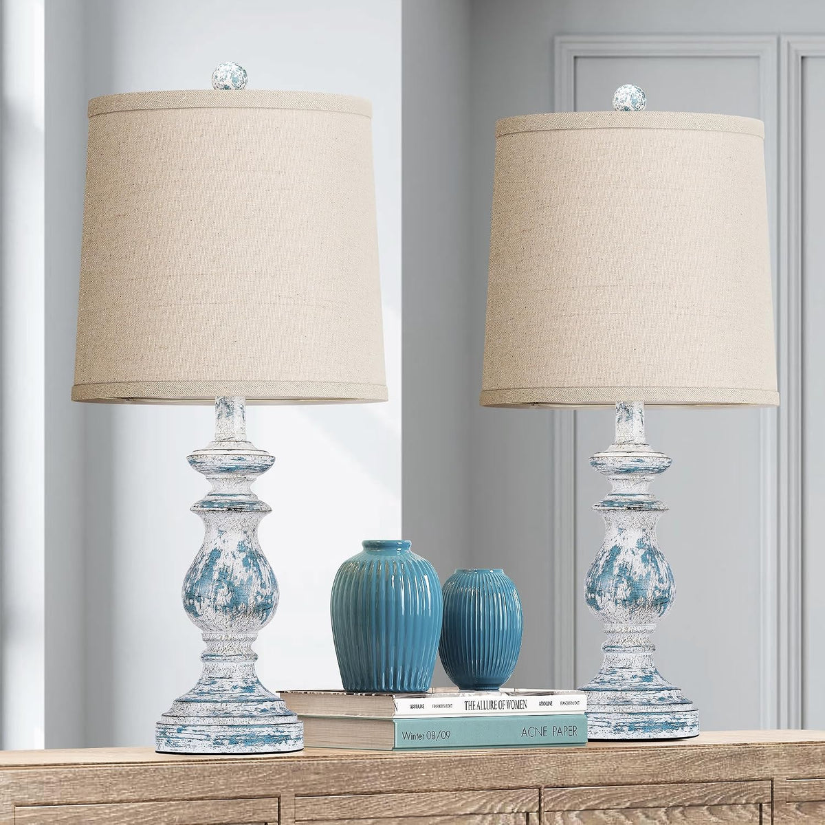 Traditional Table Lamp Set of 2, Rustic Farmhouse Table Lamps for Living Room Bedroom, 22" Bedside Desk Lamps Vintage Nightstand Lamps with Linen Shades, Wood Grain