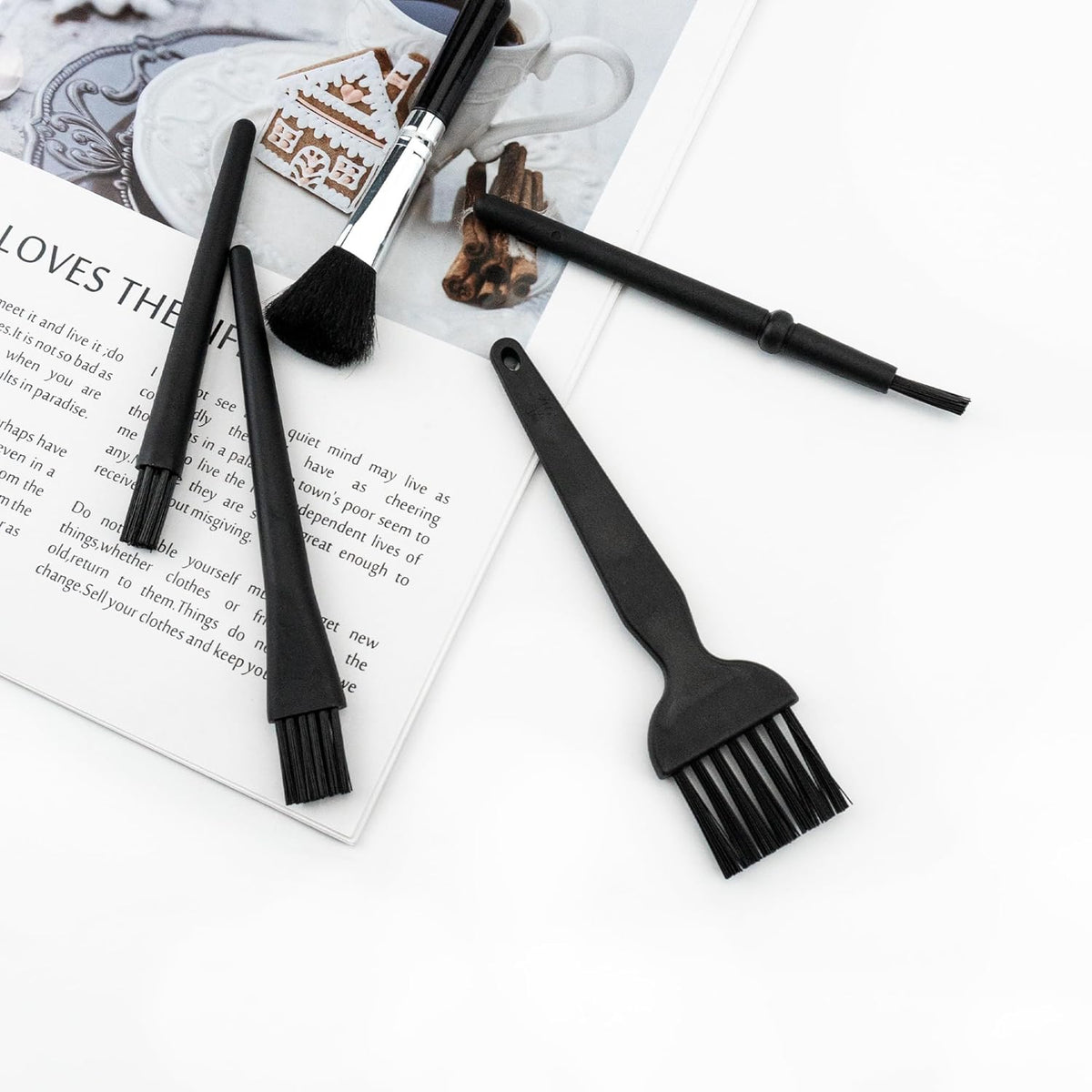 5 PCS Mini Keyboard Brushes, Anti-Static Brush for Small Spaces