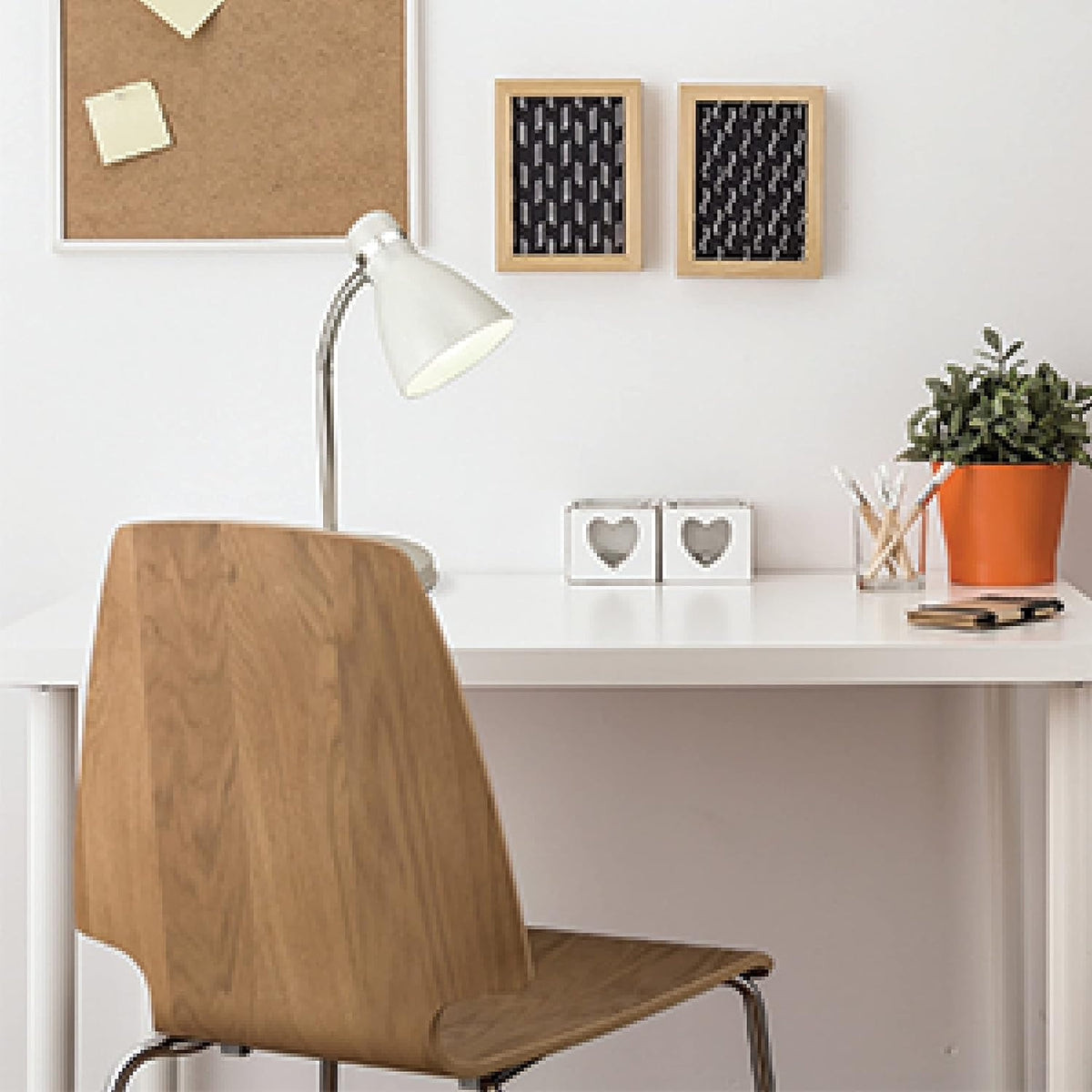 NHDK-OX-BK Oxford Black Metal Flexible Classic Desk or Table Lamp for Office or Bedroom Use