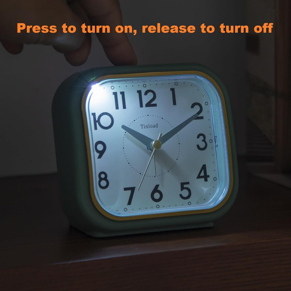 4.3" Vintage Retro Analog Alarm Clock, Super Silent Non Ticking Clock with Manual Light, Snooze, Battery Operated, Simply Design, for Living Room, Bedroom, Bedside, Desk(Green-V2)