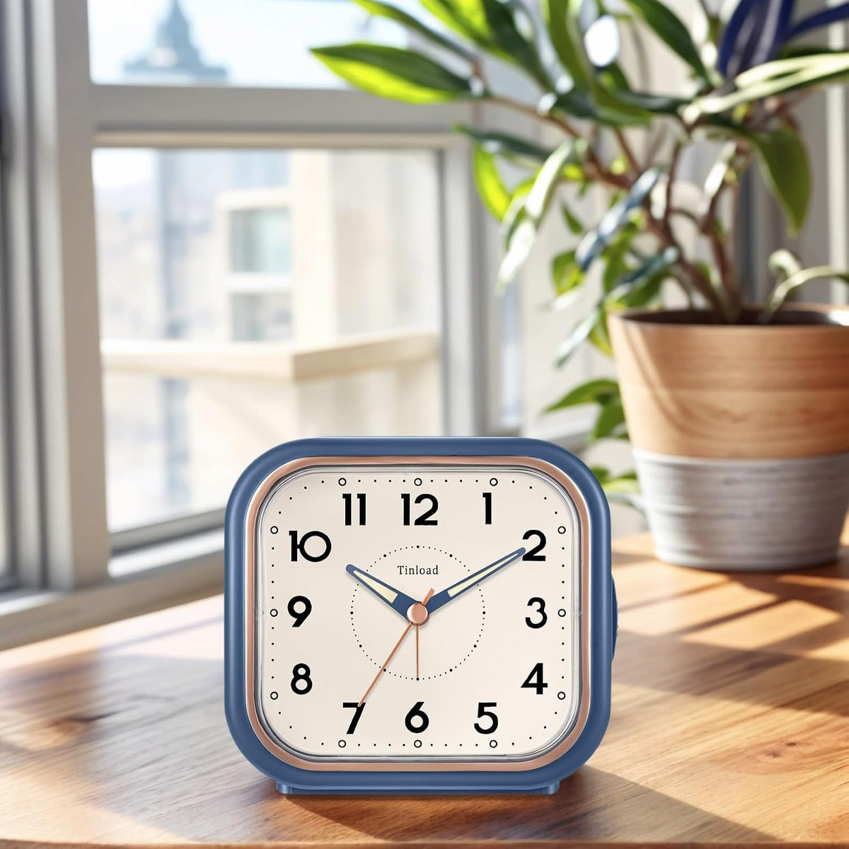 4.3" Vintage Retro Analog Alarm Clock, Super Silent Non Ticking Clock with Manual Light, Snooze, Battery Operated, Simply Design, for Living Room, Bedroom, Bedside, Desk(Green-V2)