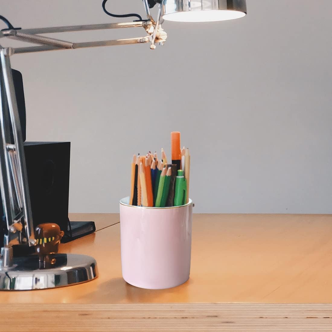 Ceramic Pencil Holder for Desk - Cute Gold Trim Pen Aesthetic Makeup Brush Cup Holder Organizer for Desktop Storage Stationery Office Home Supplies, White