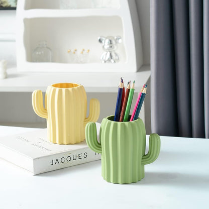 Silicone Pen Holder Cactus Cute Pencil Holder Cup Pot for Desk for Kids Office Decor Desk Organizer Makeup brush Holder Toothbrush Holder (Green)