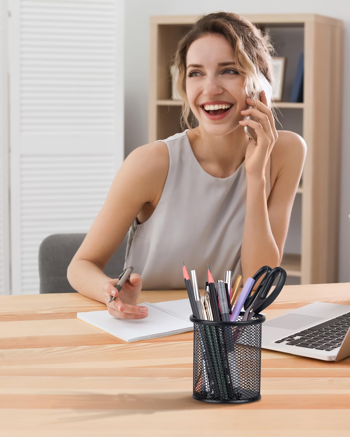 Pen Holder and Desk Organizer, Office Caddy Storage for School Home Office (Black, Medium)