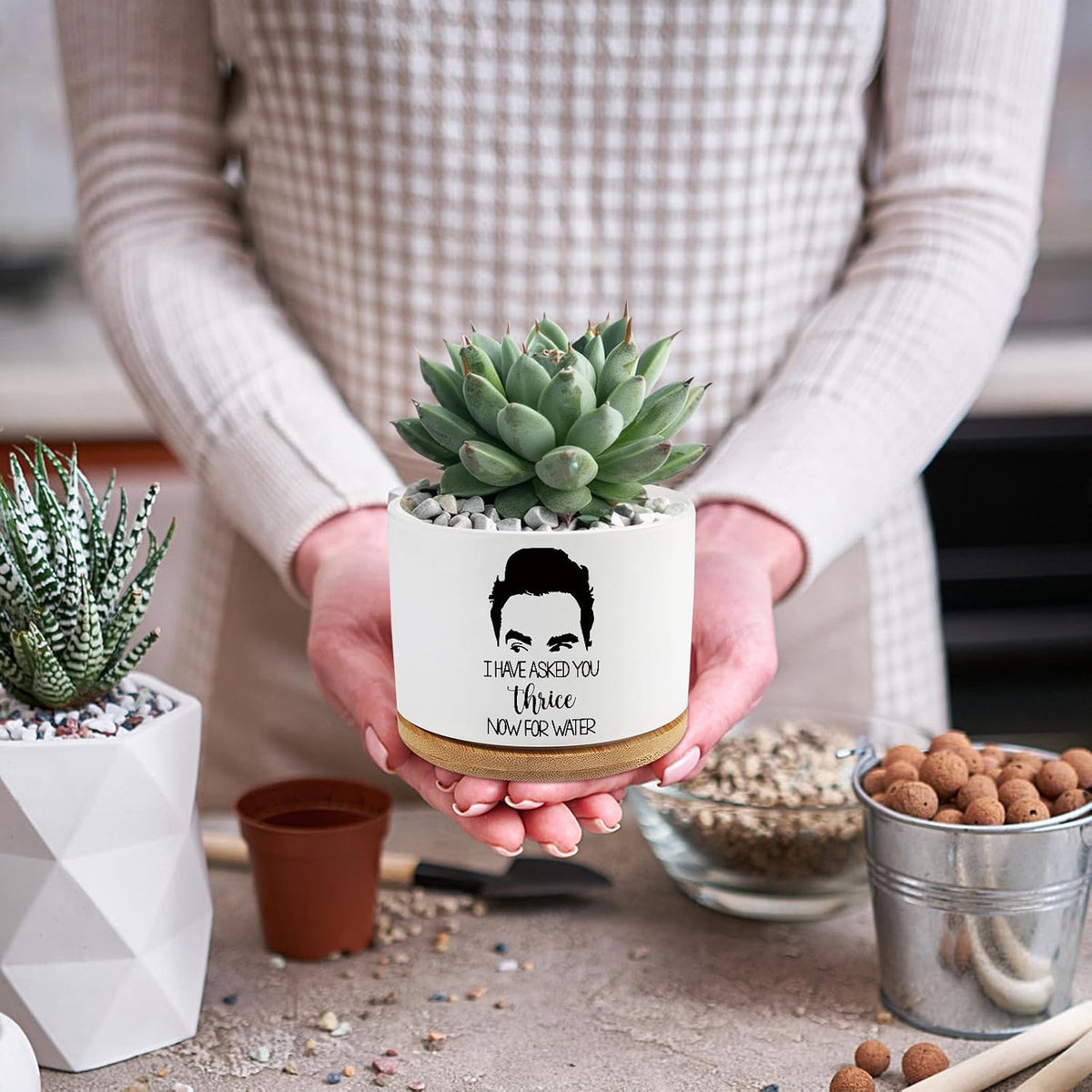 Black Cat Ceramic Pot,Cute Planter Succulent Plant Pot with Drainage,Cactus Plant Pot Container Home Office Decoration for Plant Lovers Teacher Friends Coworkers (Plants Not Included)
