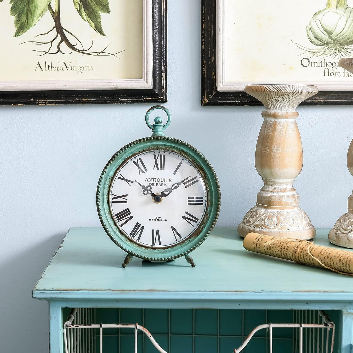 Gold Table Clock, Silent Non-Ticking Shelf Desk Top Clock Battery Operated Classic Design, Decorative Home Decor for Living Room, Fireplace Mantel, Desktop, Countertop