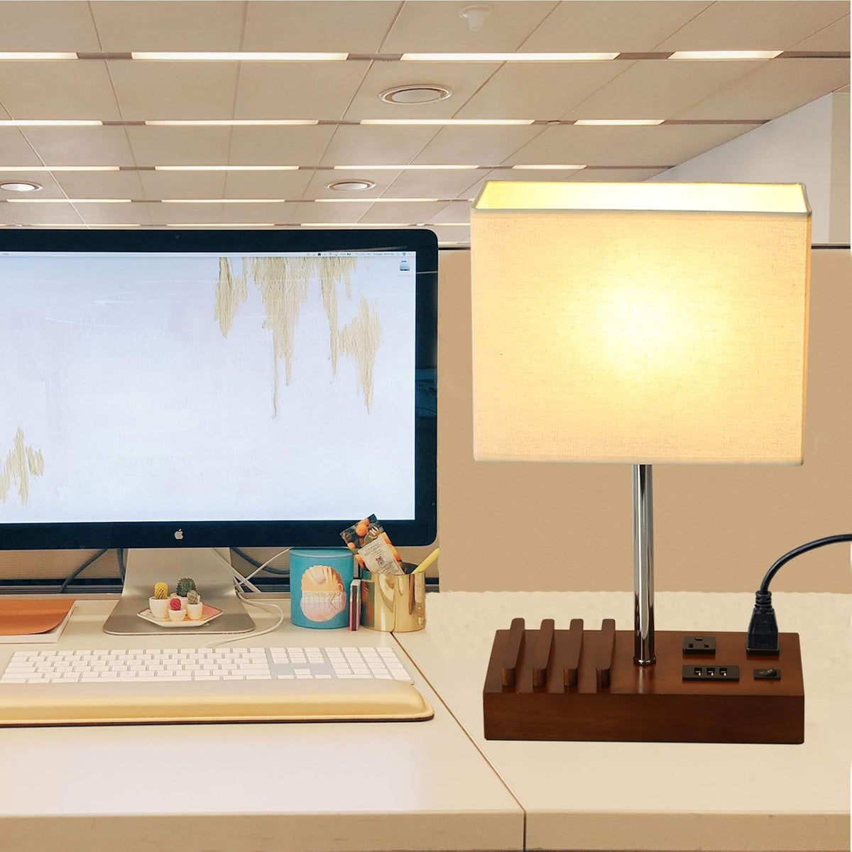 USB Table Lamp, Multi-Functional Desk Lamp with 2 AC Outlets, Bedside Lamp with 3 USB Charging Ports and Wooden Phone Stands, Nightstand Lamp for Bedroom, Livingroom, Office, Linen Shade