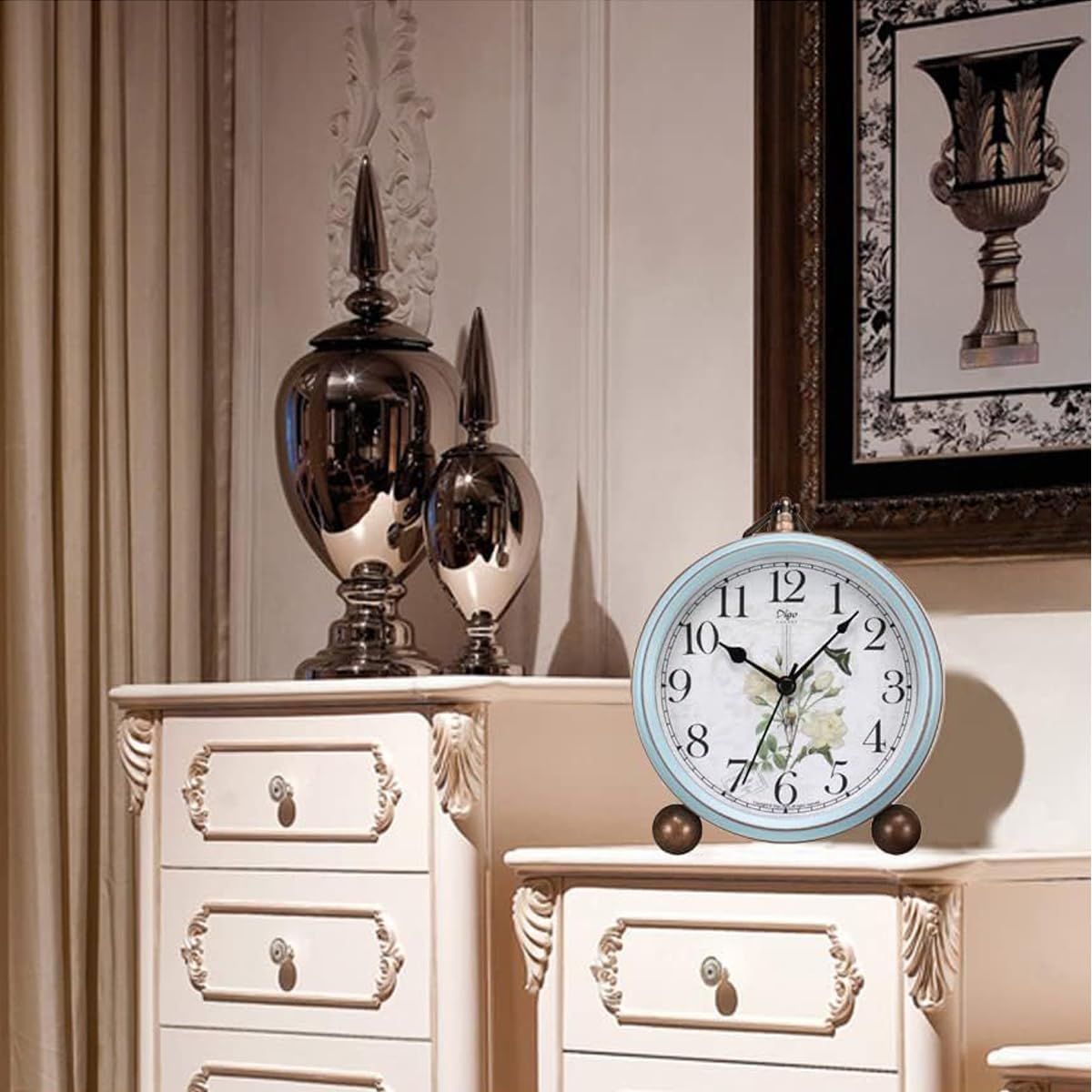 5.2in Desk Clock, Retro Silent Analog Clock Non-Ticking & Battery Operated with Quartz Movement,Clock Decor for Bedroom Living Room