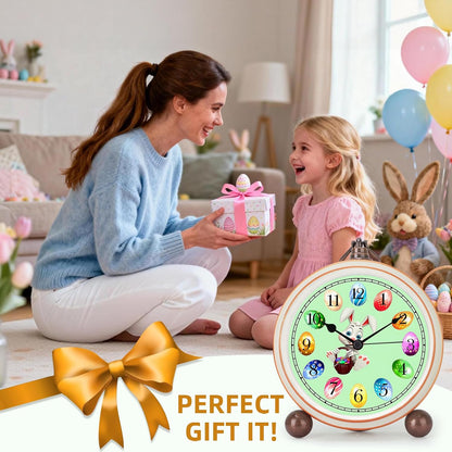 5.2in Desk Clock, Retro Silent Analog Clock Non-Ticking & Battery Operated with Quartz Movement,Clock Decor for Bedroom Living Room
