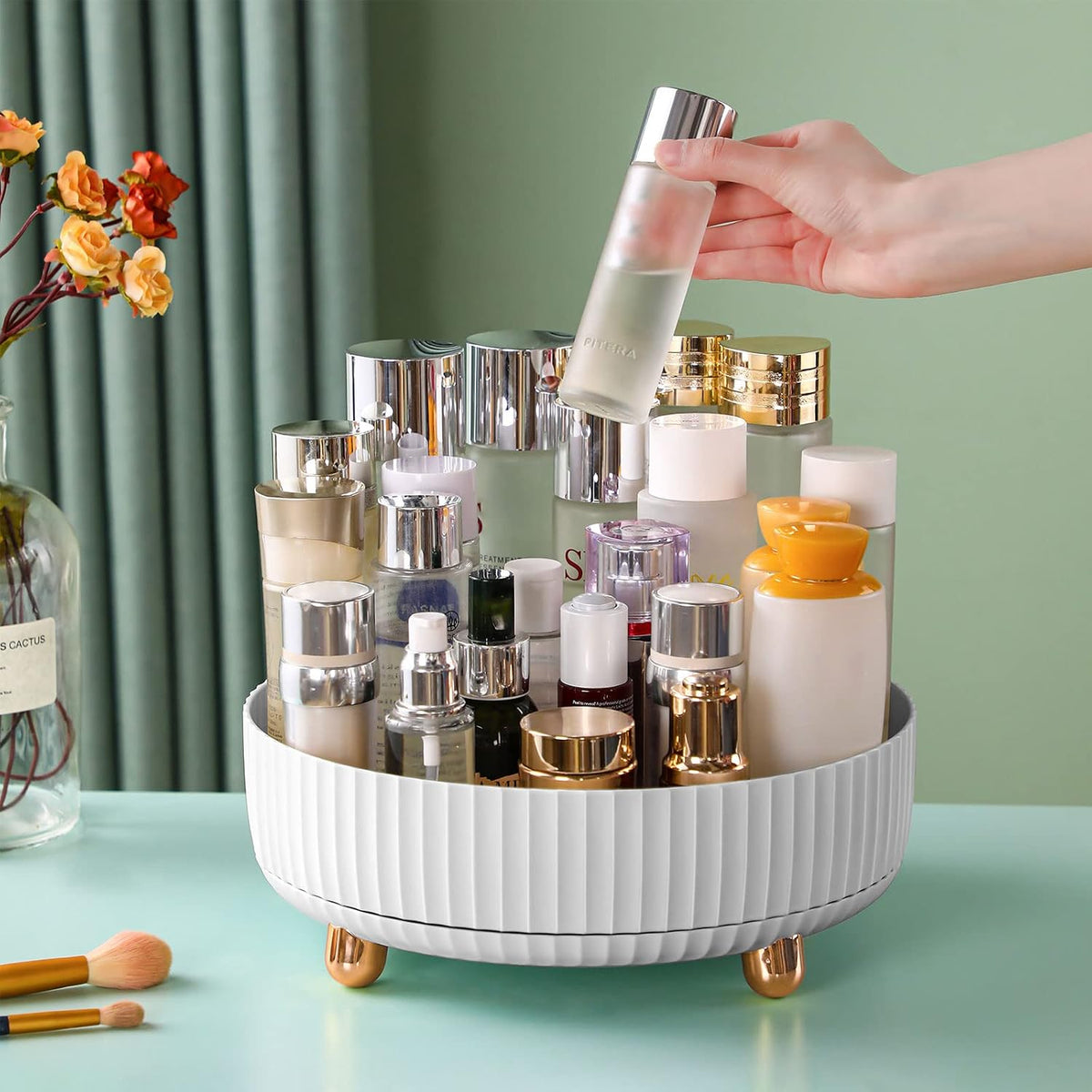 Makeup Perfume Organizer, 360 Degree Rotating Lazy Susan Cosmetic Desk Storage Lotions Display Case Round Tray with Large Capacity, for your Jewelry