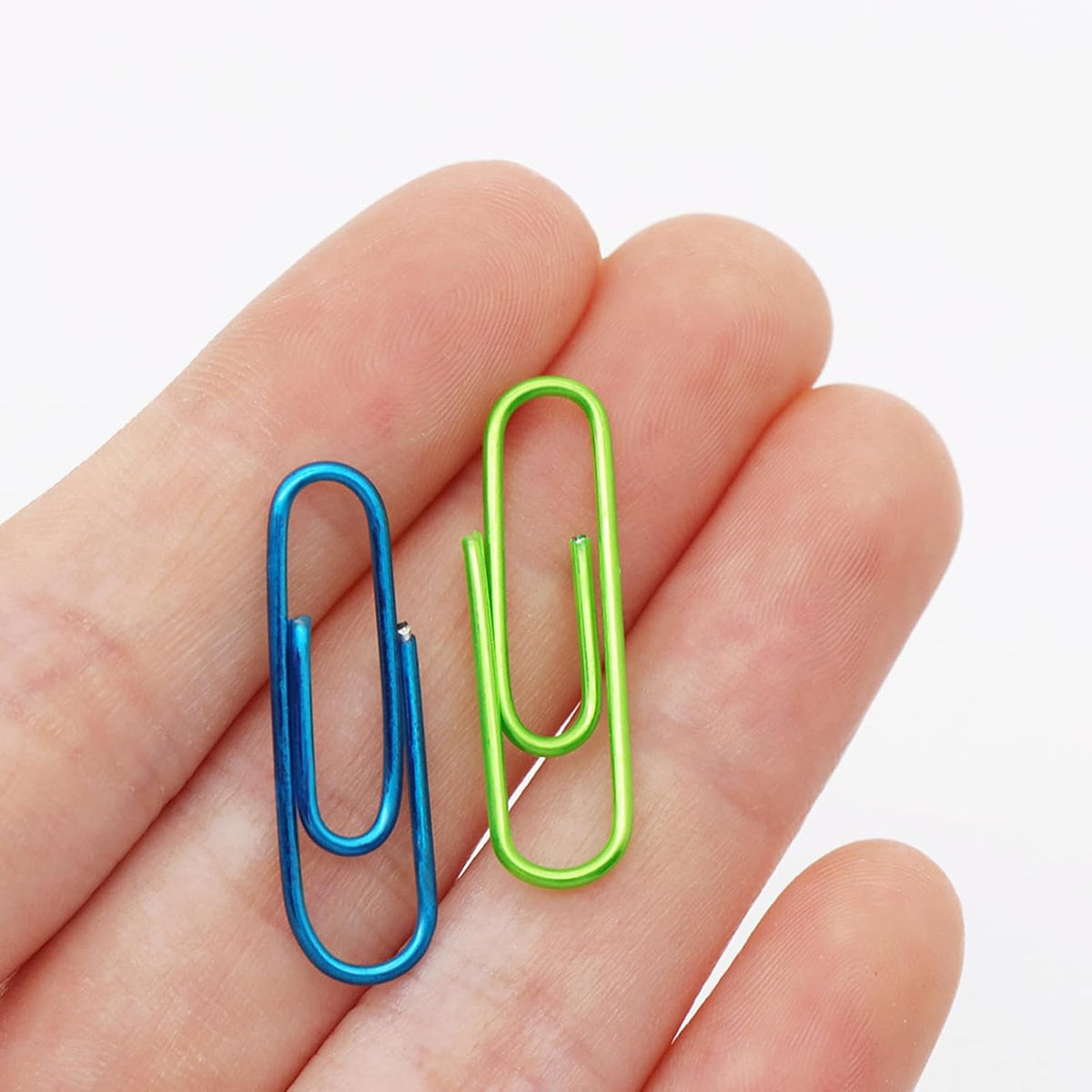 Cute Magnetic Paper Clip Holder 100Pcs 1.1" Paperclips Dispenser Rainbow