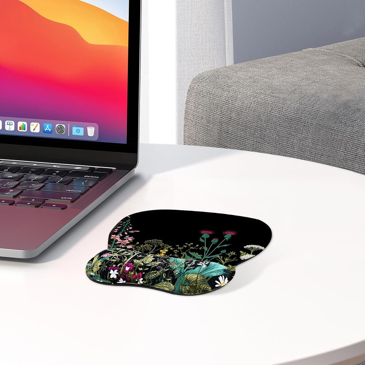 Ergonomic Mouse Pad with Wrist Rest, Memory Foam Support Mousepad