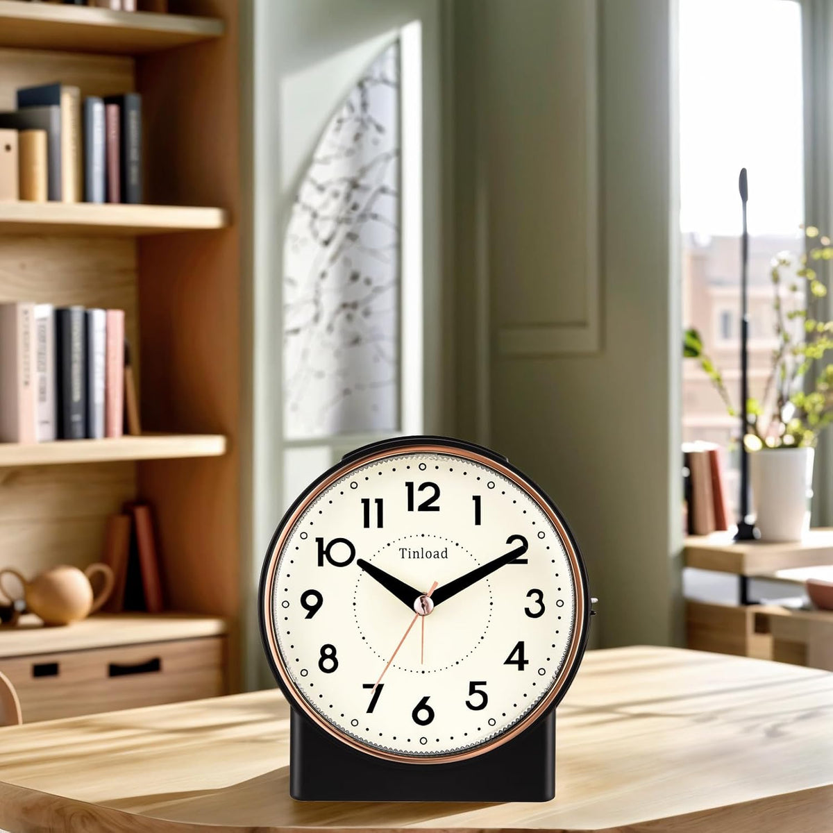 4.3" No Ticking Analog Alarm Clock,Silent Readable for Seniors,Easy to Set,Gradual Rise Alarm,Big Numbers,On/Off Switch on Side,Gentle Wake,Snooze,Lighted on Demand,Battery Operated,Black