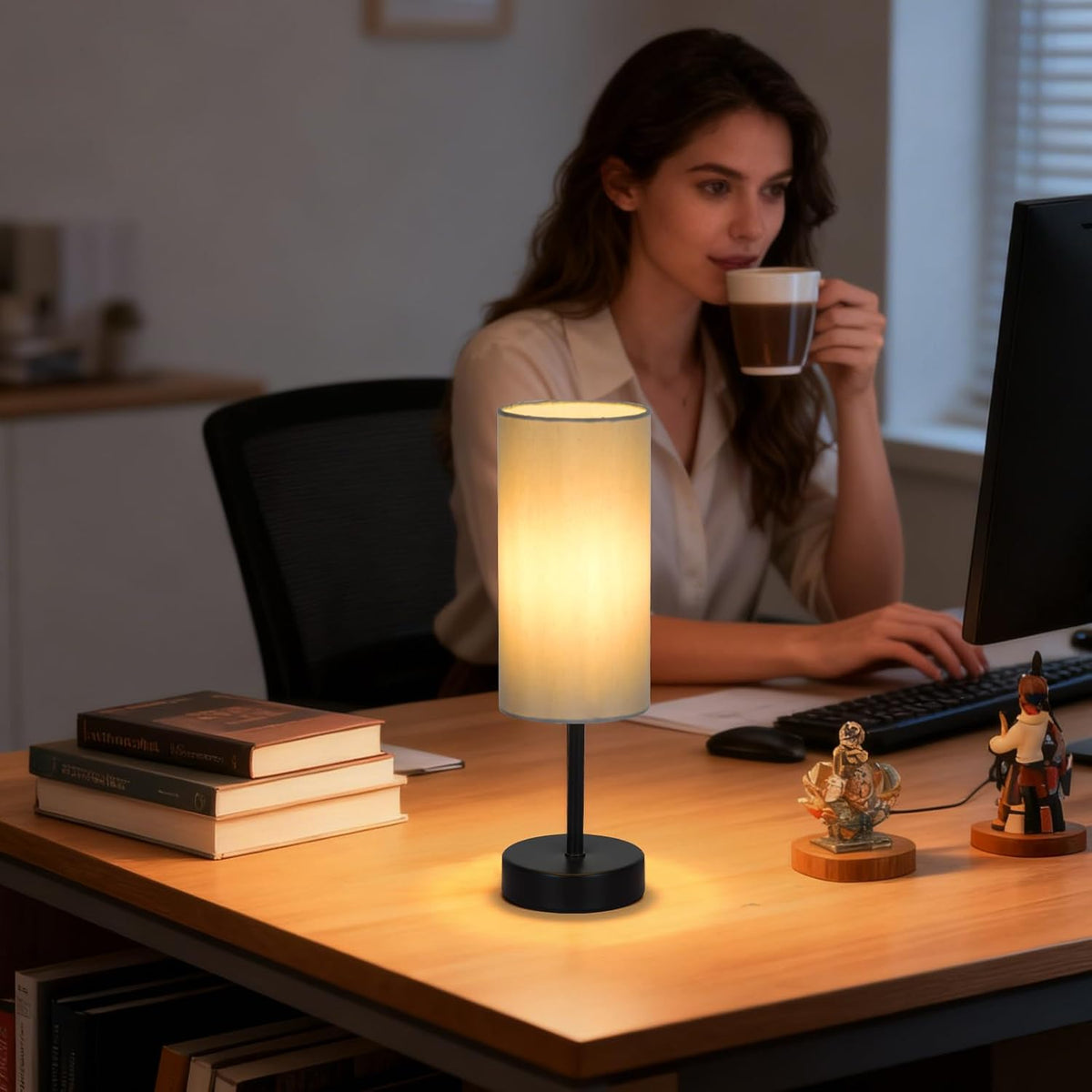 Small Table Lamp, Bedside Table Lamp for Bedroom, Lamp for Nightstand with Linen Fabric Shade, Minimalist Modern Desk Lamp for Living Room Office Dorm Kids Room