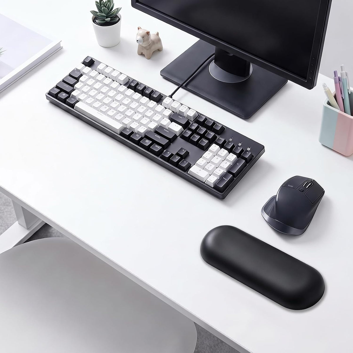 MXCOIRTP Wrist Rest for Mouse, Ergonomic Memory Foam Wrist Cushion Support Pad, Mouse Wrist Pad with Non-Slip Base for Typing Pain Relief, Office, , Gaming, Computer, Black