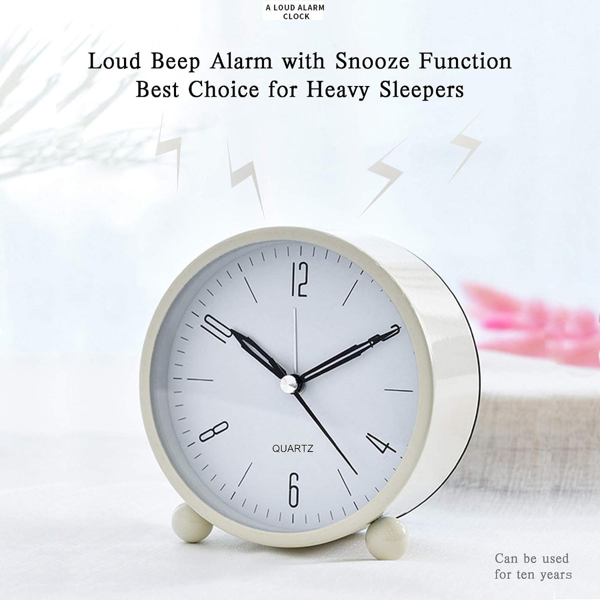 Outwit Analog Alarm Clock, 4 inch Super Silent Non Ticking Small Clock with Night Light, Battery Operated, Simply Design, for Bedroom, Bedside, Desk