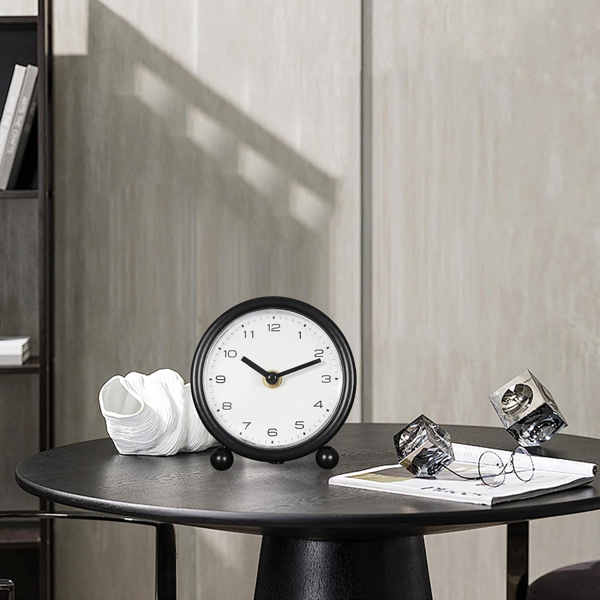 5.1" Retro Desk Clock, Black