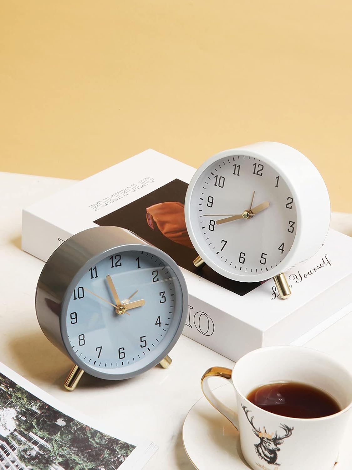 Small Analog Alarm Clock, Battery Operated Desk Clock, White