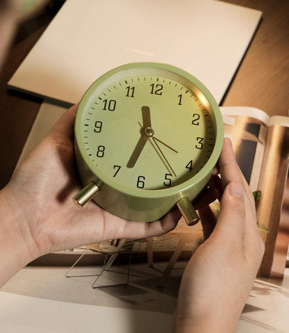 Small Analog Alarm Clock, Battery Operated Desk Clock, White