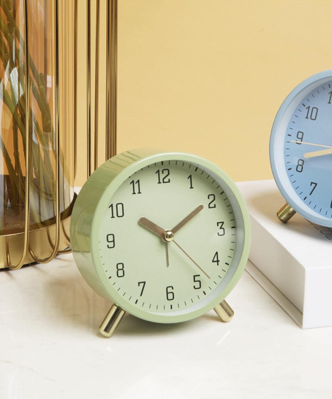 Small Analog Alarm Clock, Battery Operated Desk Clock, White