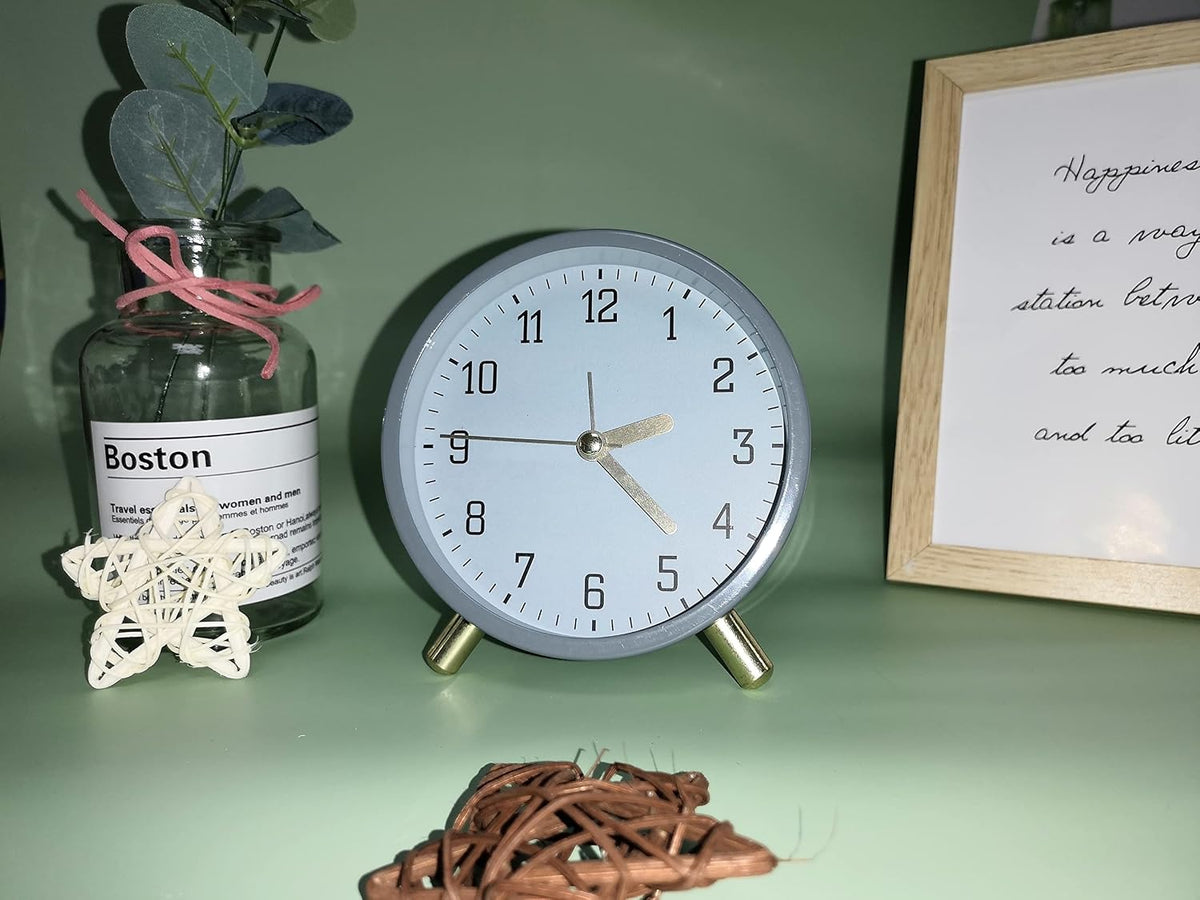 Small Analog Alarm Clock, Battery Operated Desk Clock, White