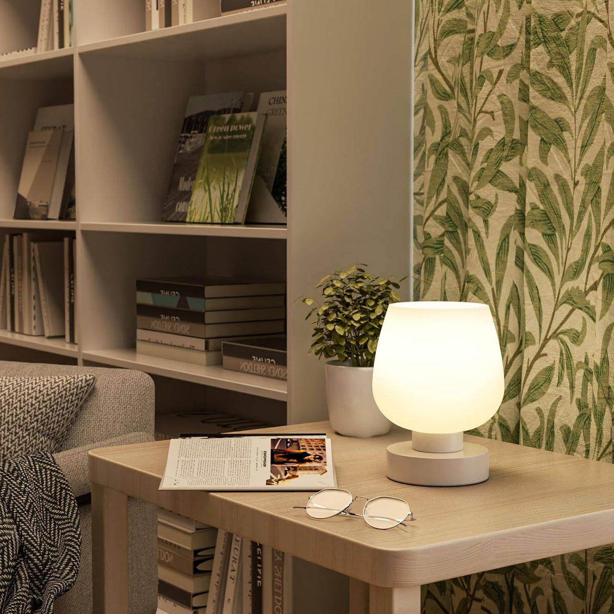 Seealle Small Touch Table Lamp for Nightstand, 3 Way Dimmable Bedside Lamp