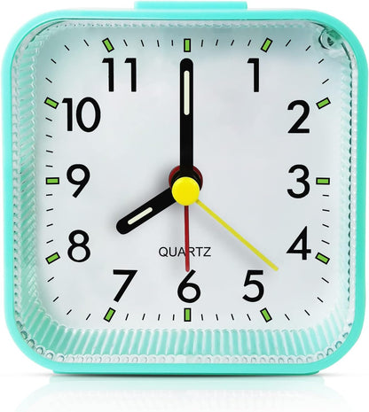 Lamisola Small Analog Travel , Battery Operated Desk Table Shelf Clock for Kids, Quieter Bedside Alarm Clocks for Bedrooms Bathroom Living Room Kitchen, Black