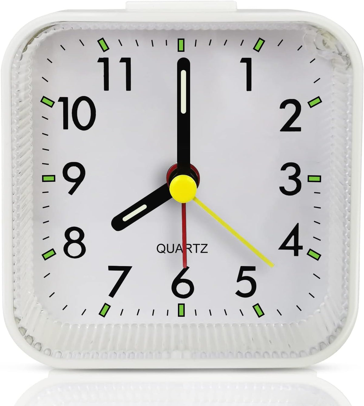 Lamisola Small Analog Travel , Battery Operated Desk Table Shelf Clock for Kids, Quieter Bedside Alarm Clocks for Bedrooms Bathroom Living Room Kitchen, Black