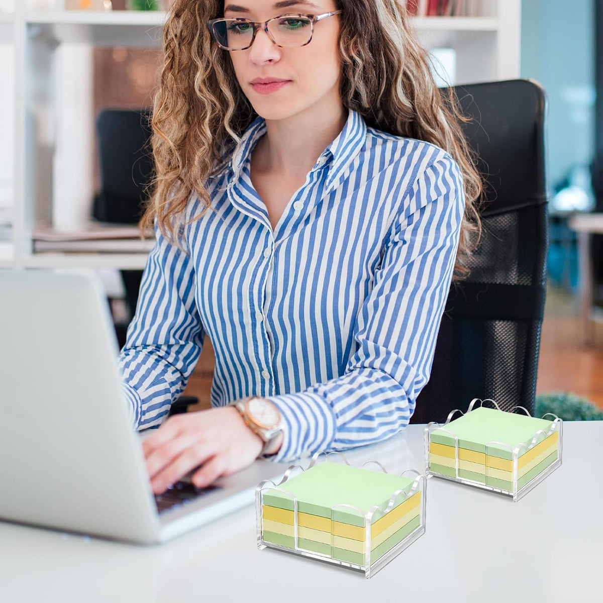 Acrylic Sticky Note Holder 3x3 Inch - Clear Cute Notepad Holder with Scalloped Wave Design, Sticky Note Dispenser Desk Organizer for Office Home Desk, Memo Pad Holder for 3x3 Notes(2)