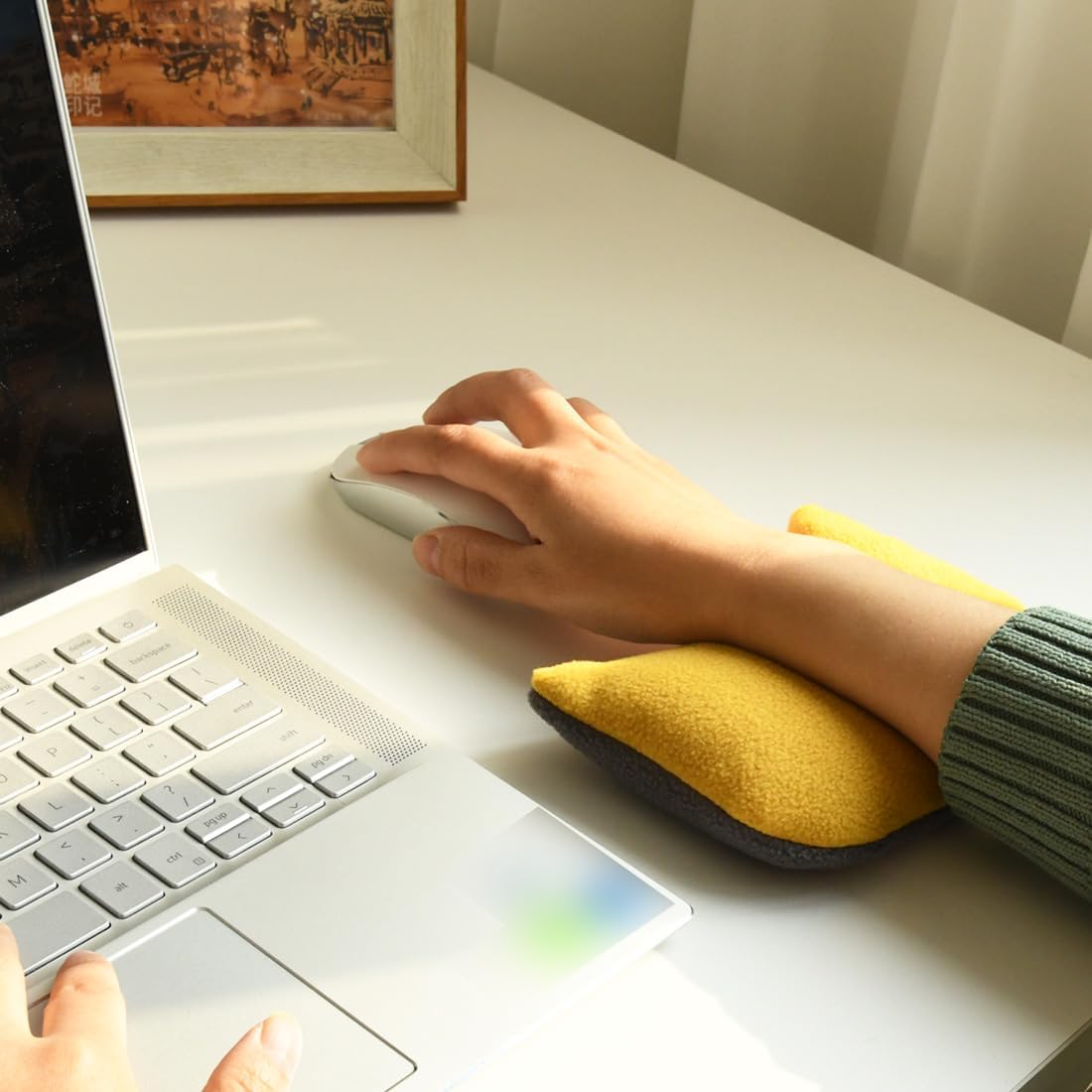Large Mouse Wrist Rest Bean Bag, Ergonomic Mouse Support Pad Filled Ergo Beads for Computer, Laptop, PC Gaming (Gray)