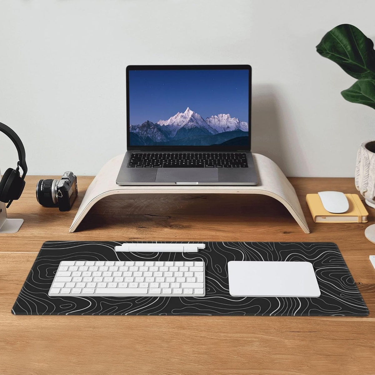 Japanese Mouse Pad, Large Japanese Desk Mat, XL Anime Gaming Keyboard Mat, Non-Slip Rubber Base, Big Extended Desk Protector for Home Office, 31.5”x11.8” - Colors B