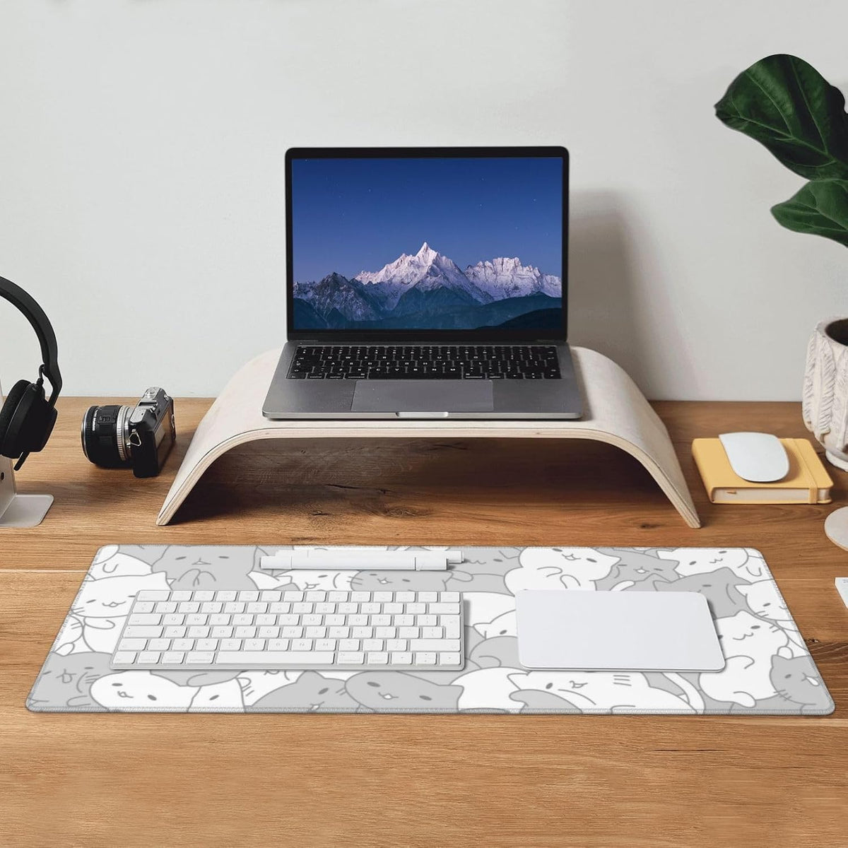 Japanese Mouse Pad, Large Japanese Desk Mat, XL Anime Gaming Keyboard Mat, Non-Slip Rubber Base, Big Extended Desk Protector for Home Office, 31.5”x11.8” - Colors B