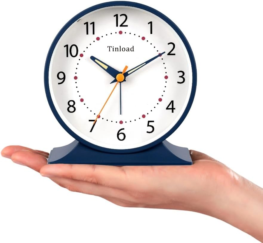 4.5" Antique Retro Analog Alarm Clock, Small Silent Bedside Desk Clock with Manual Light, Battery Operated, Snooze, for Living Room, Bedroom, Bedside, Desk(Green)