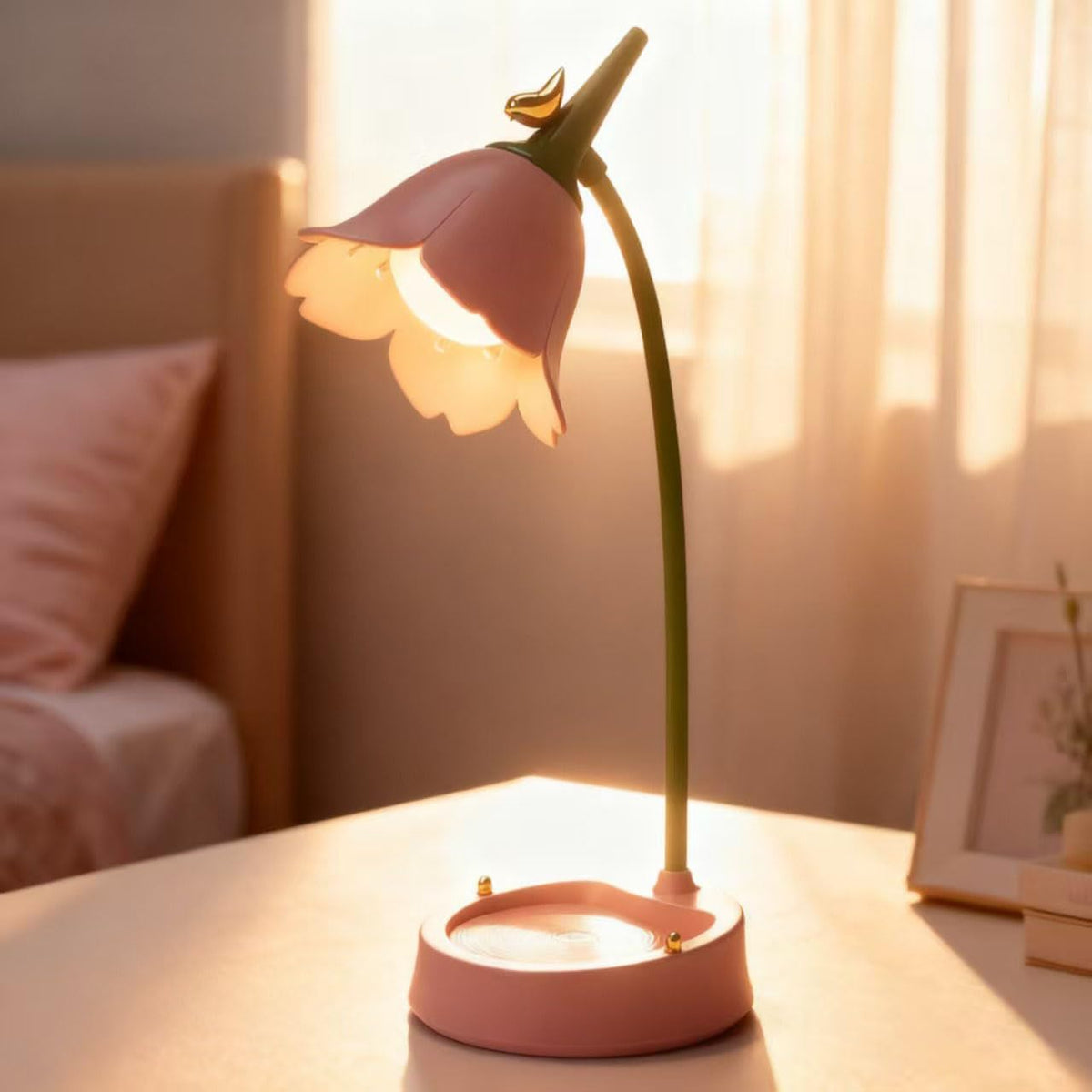 LED Desk Lamp Cordless Table Light Adjustable Gooseneck Dimmable Touch Rechargeable Battery Eye-Caring Night Light for Kids,Mini Cute Lamp for College Dorm Bedroom Reading