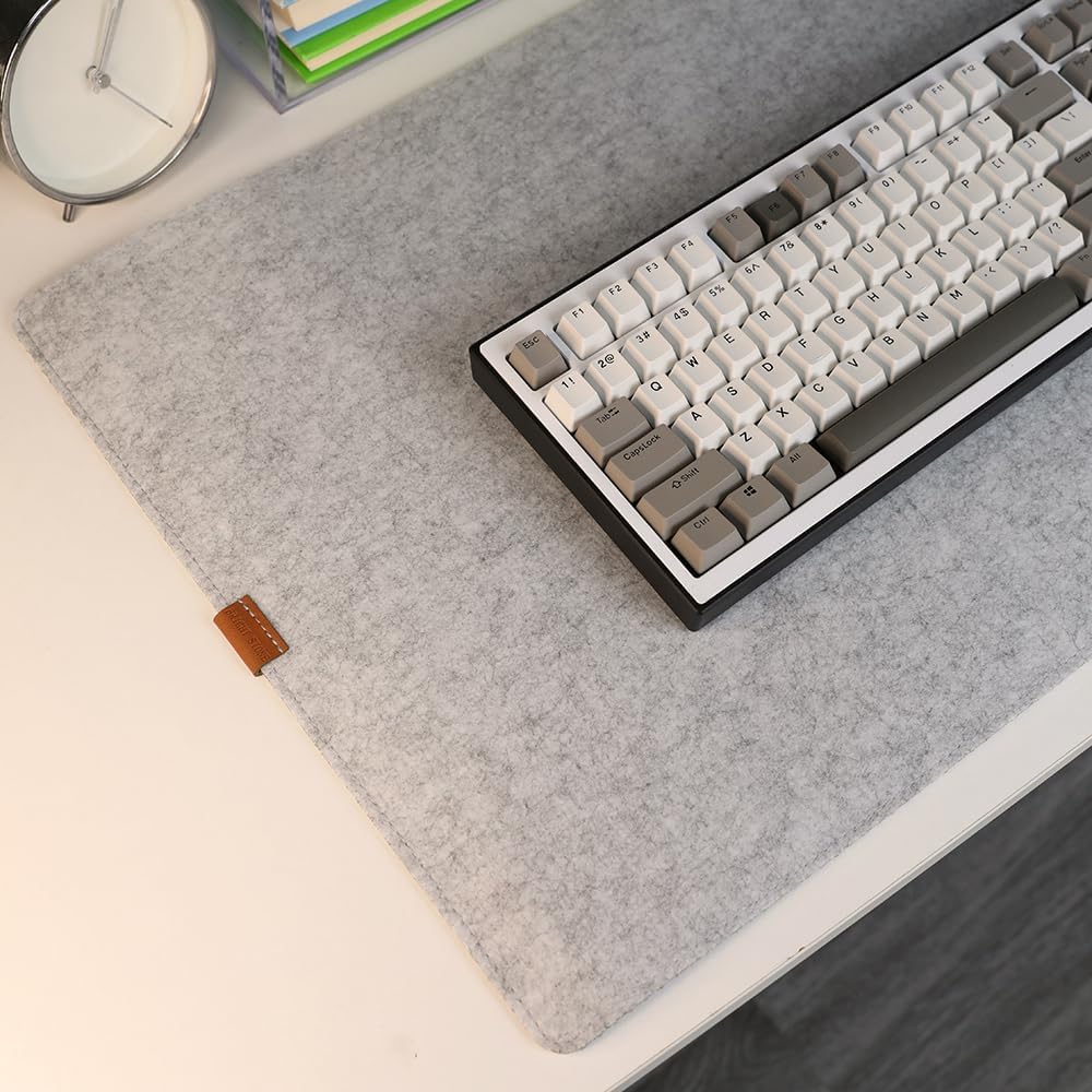 Felt Desk Mat,Non-Slip Mouse Pad, 27.5"x11.8" Office Supplies Desk Protector, Desk Accessories for Home and Office (Black)