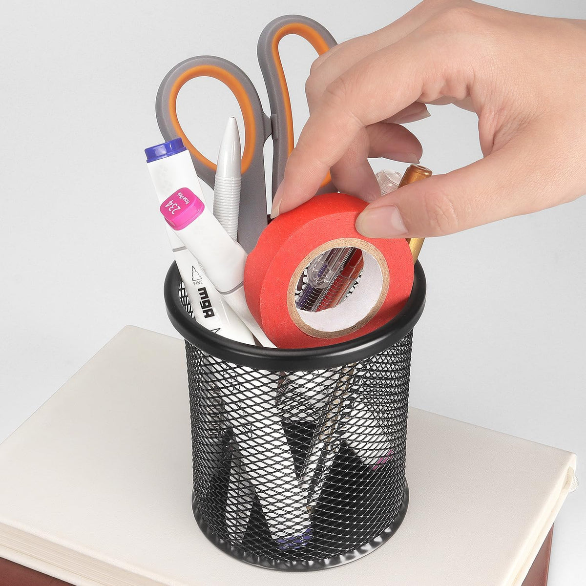 Pen Holder Cup for Desk, Wire Mesh Pencil Cup Holder, Pink