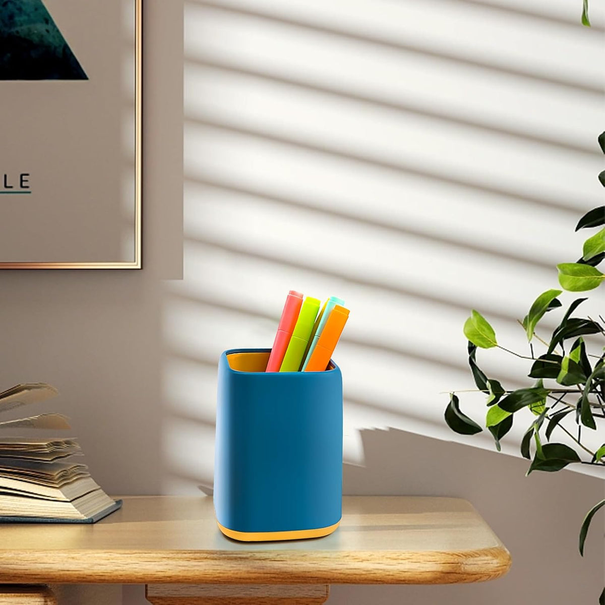 Pencil Holder, Pen Cup Makeup Brush Holder, Desktop Organizer Storage Case Scandinavian Design Stationery for School Home Office Supplies (Green)