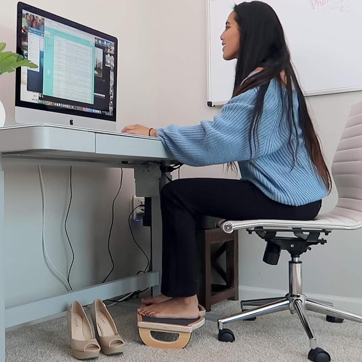 Under Desk Footrest, Wooden Rocking Foot Rest, 350lbs, Non-Slip